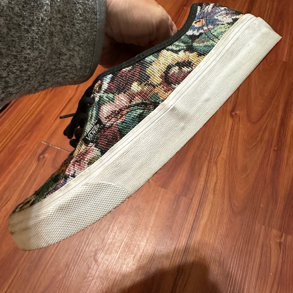 Floral Vans shoes size 8 women’s - Picture 5 of 10